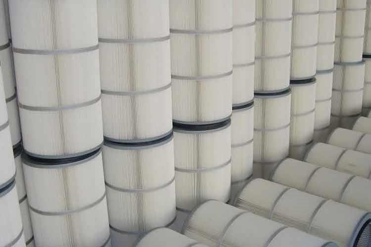 工业米兰（中国）选型选择时应考虑滤料捕集指定粉尘的性能、耐气体和粉尘腐蚀的能力、耐高温的能力等