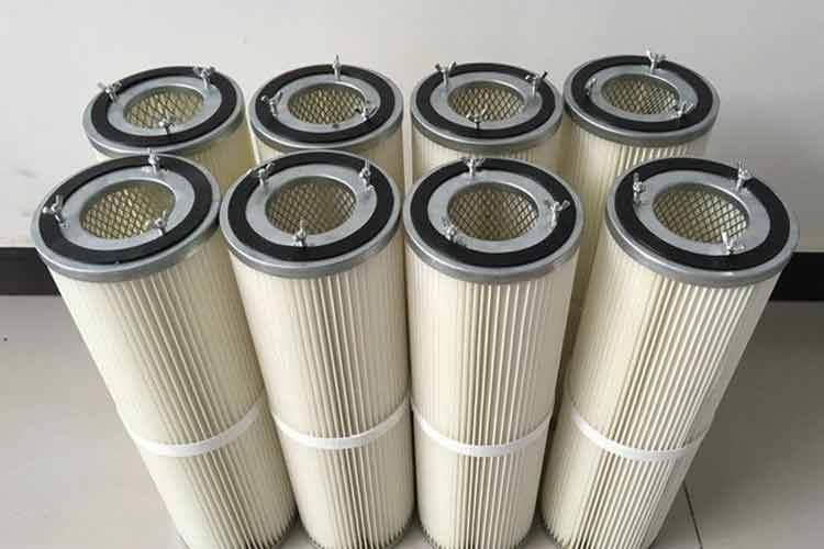 椭圆形米兰（中国）通常由端盖，骨架和滤材组成