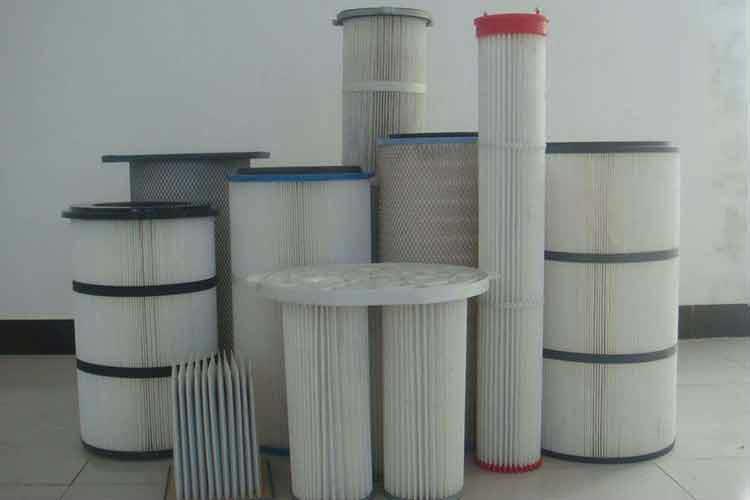 米兰（中国）是由必定长度挺括的滤料折叠成褶，首尾粘合而成的星形过滤筒